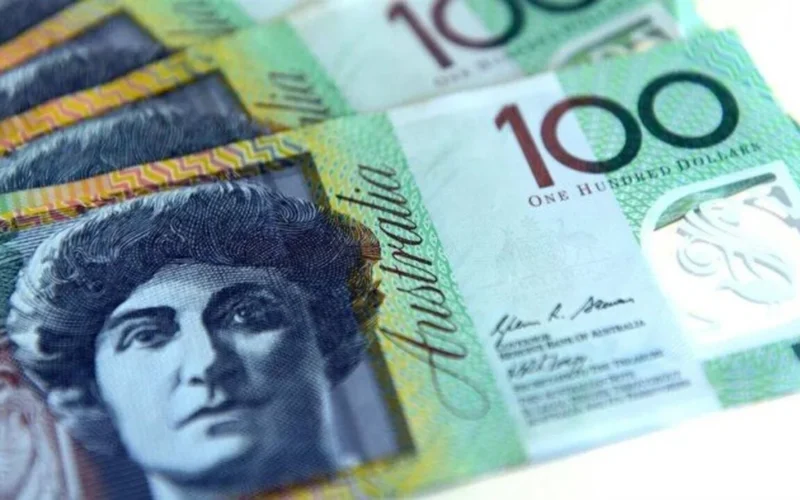 تراجع ملحوظ في سعر الدولار الأسترالي مقابل الجنيه اليوم الأحد